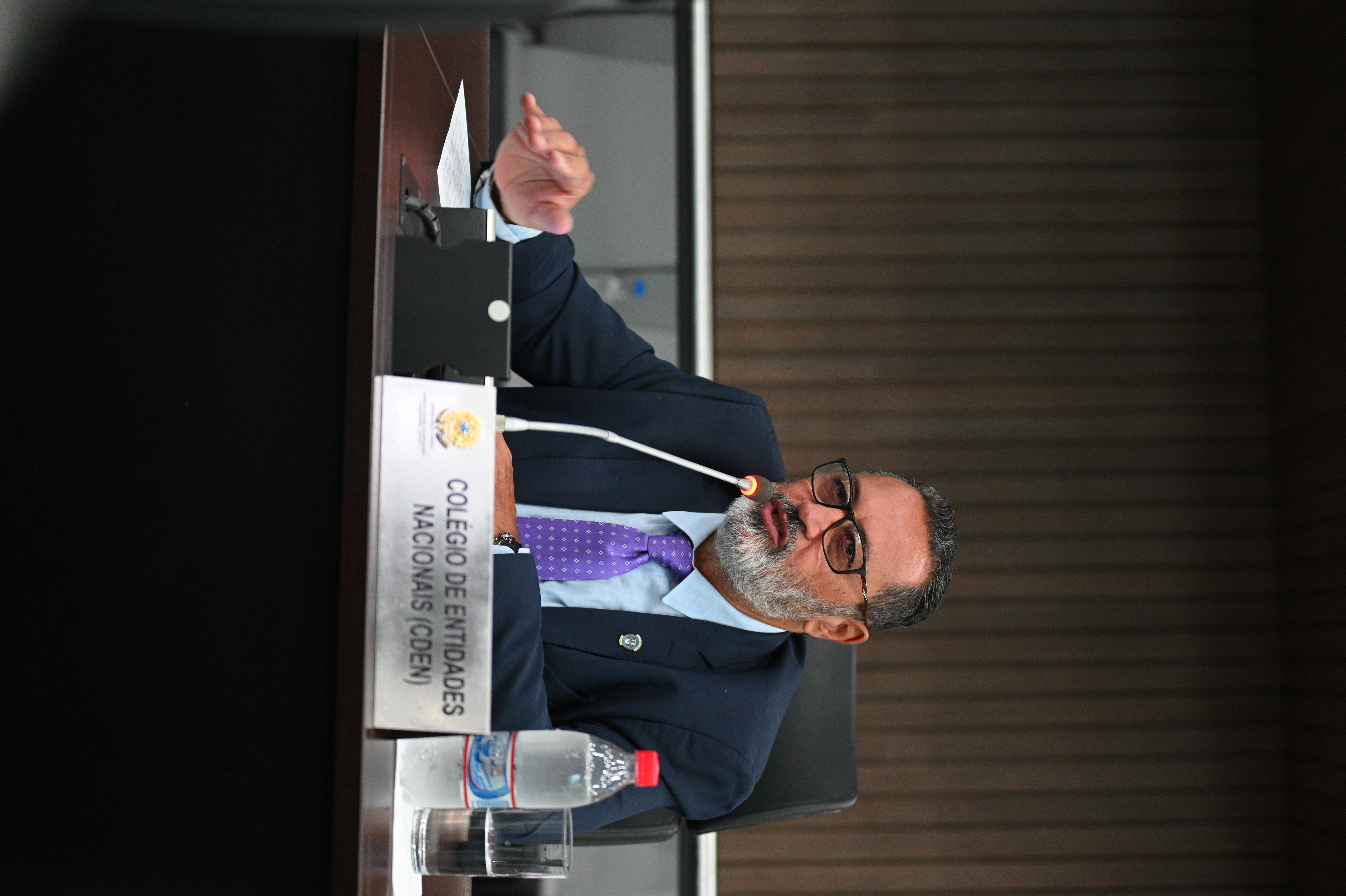 Coordenador do Cden, Hideraldo Gomes