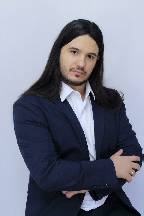 Mestrando em Engenharia Mecânica, eng. mecatron. João Pinheiro desenvolve sua metodologia com código livre