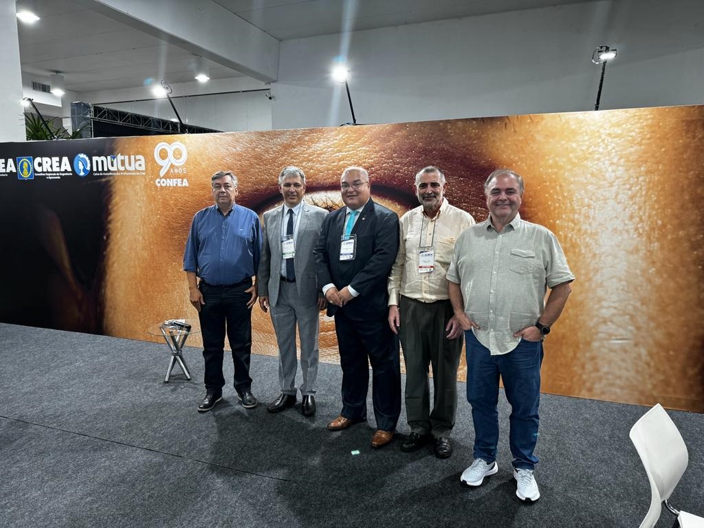 Conselheiro Genilson ao lado de lideranças presentes ao evento