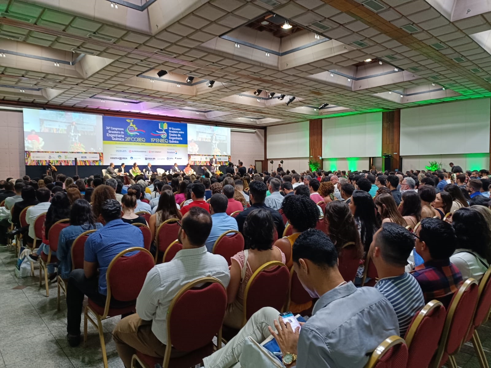 Público presente à abertura do Cobeq