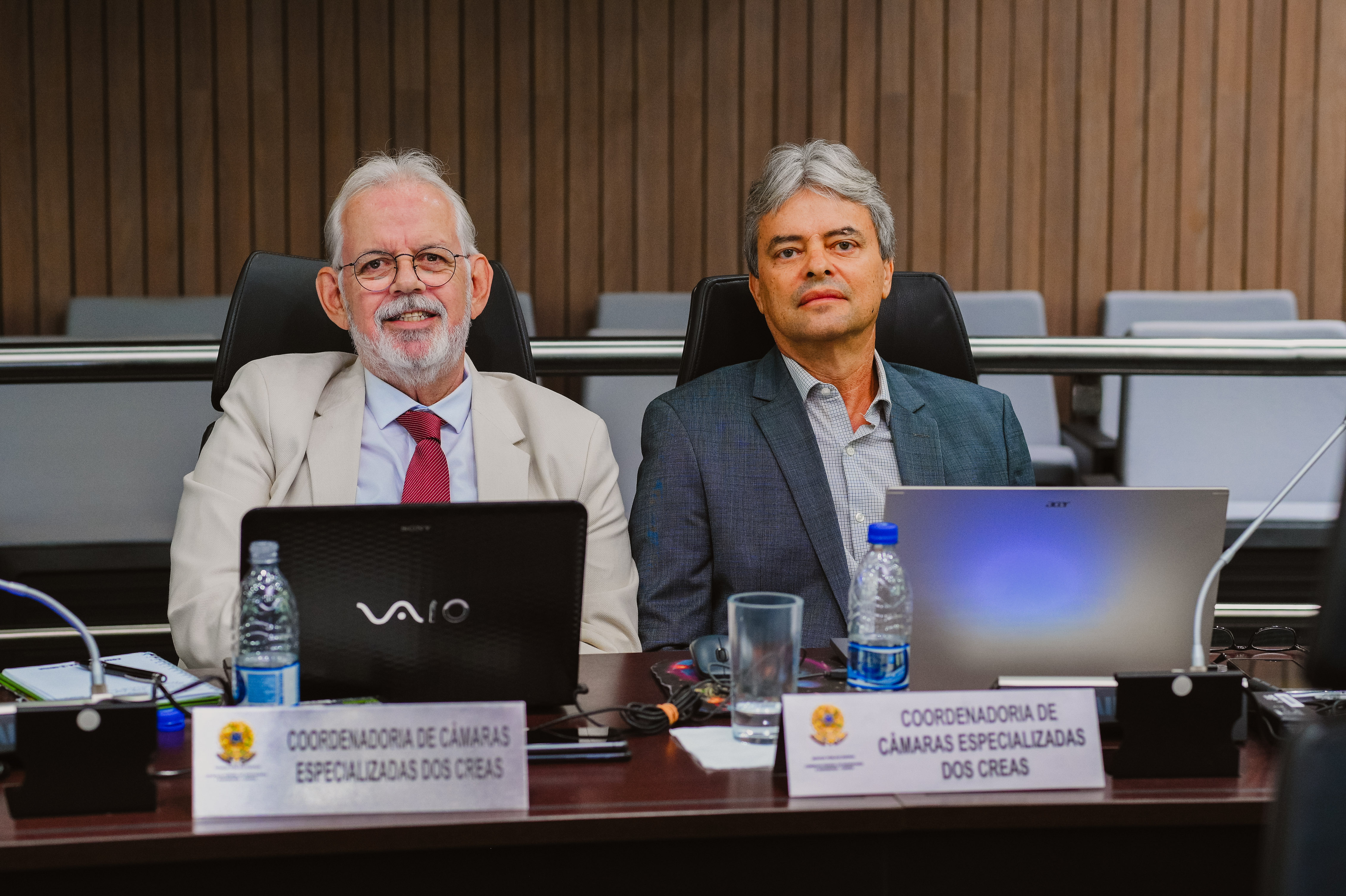Coordenadores nacionais das câmaras especializadas de engenharias Civil, eng. Stenio Cuentro, e Química, Rodrigo Moure