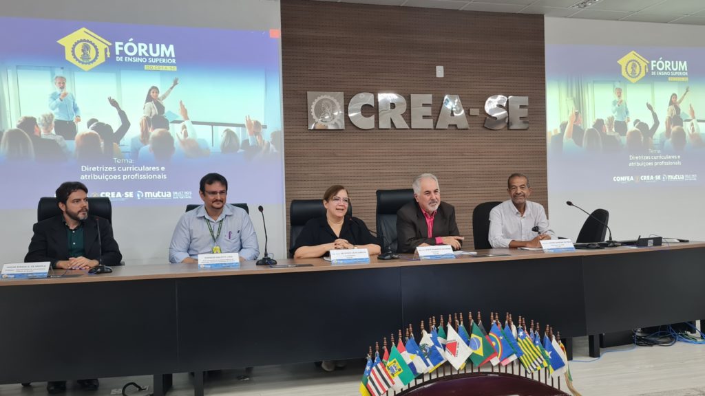 Fórum do Crea-SE analisa mudanças na formação do engenheiro diante da evolução do mercado