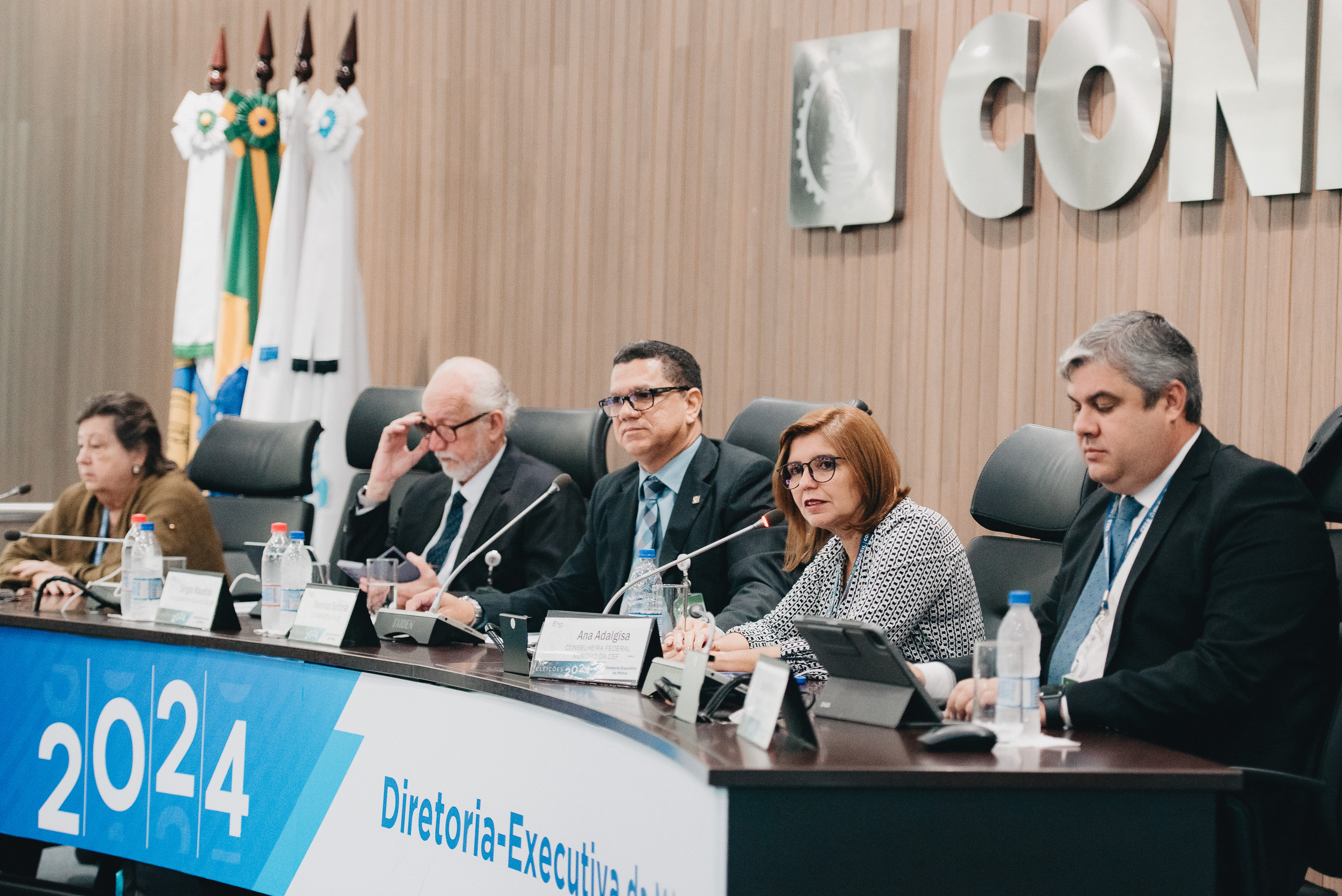 Comissão Eleitoral Federal durante o processo eleitoral da nova diretoria da Mútua