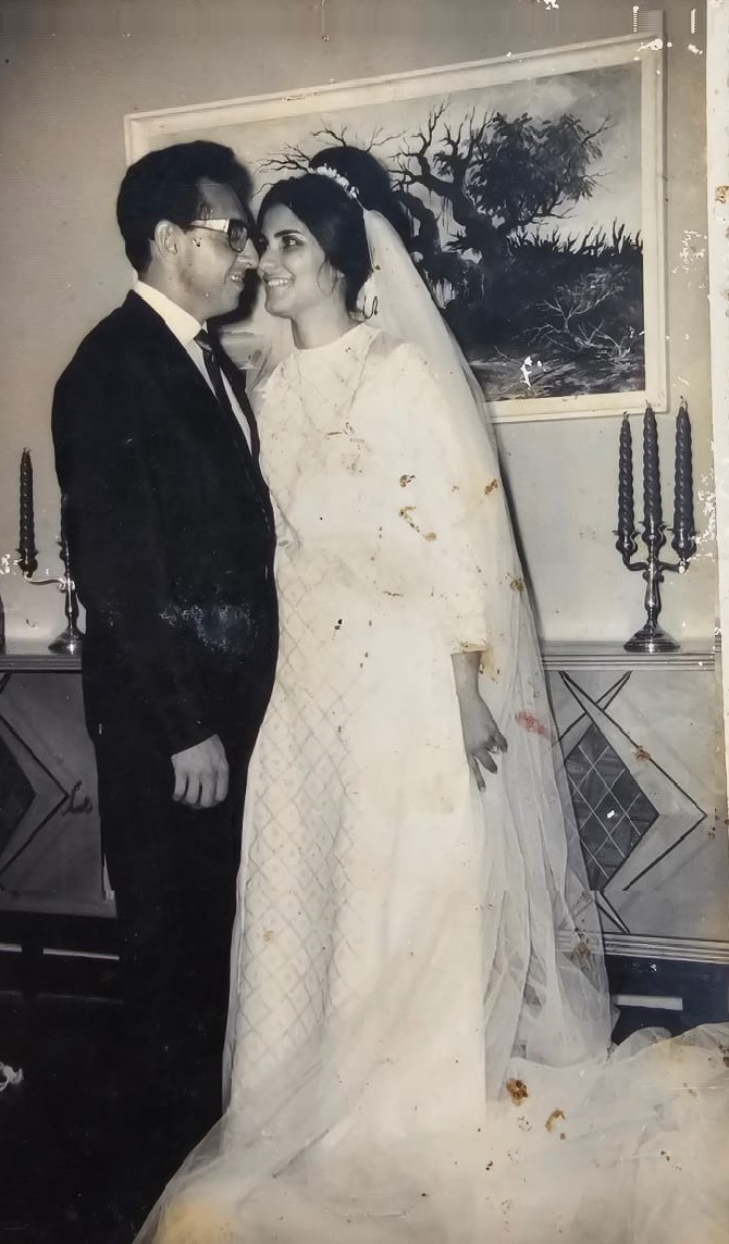 Casamento com a escritora e poeta Laura Amélia Damous