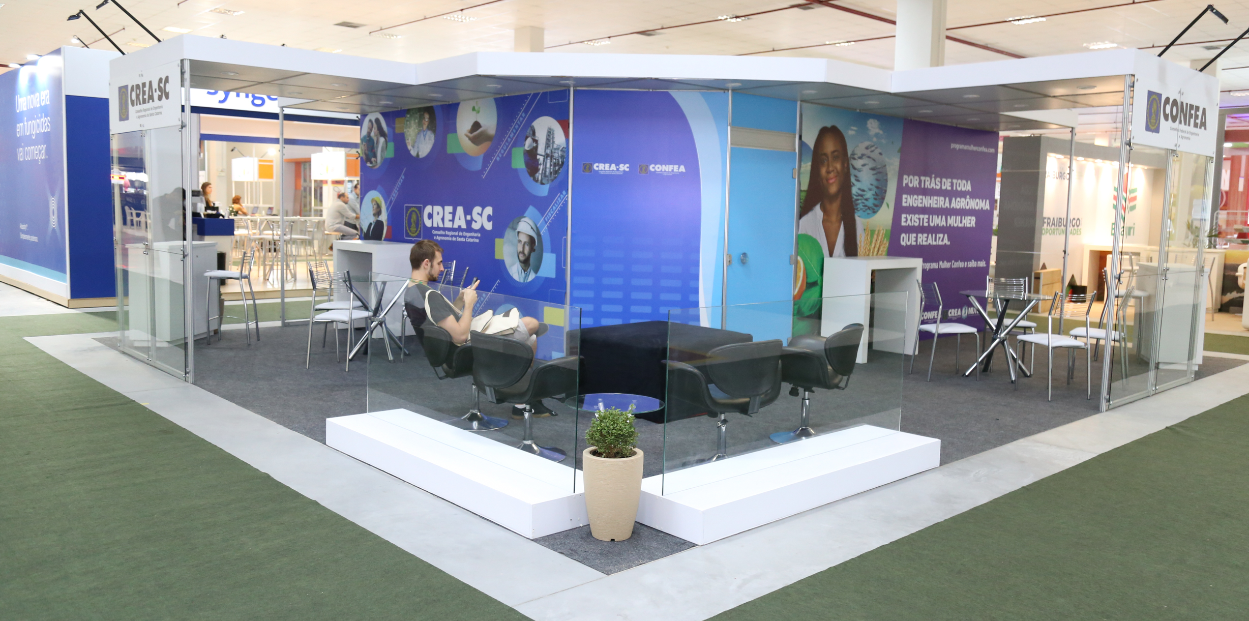 Estande do Confea e do Crea-SC no evento realizado em Florianópolis no ano passado