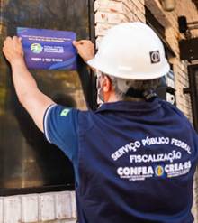 Uma imagem contendo pessoa, menino, criança, jovemO conteúdo gerado por IA pode estar incorreto.