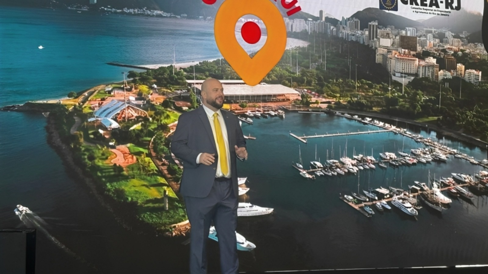 Agenda positiva para as atividades do Sistema: assim o presidente Miguel Fernandéz define a importância da exposição do CREA AQUI