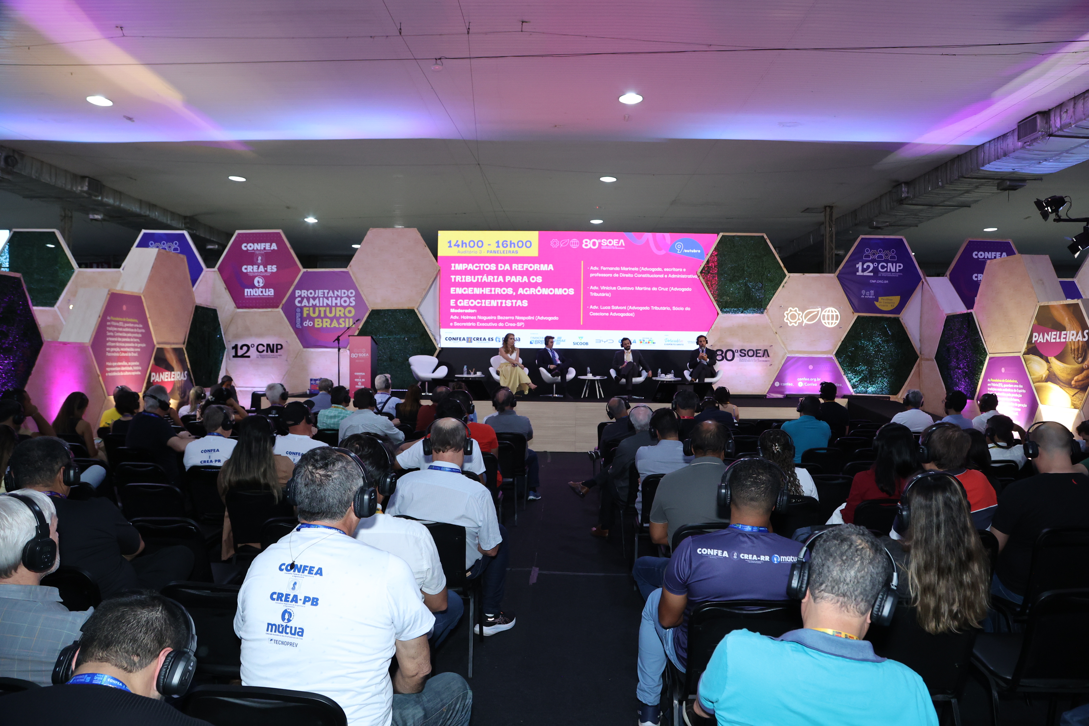 Participantes do debate sobre a Reforma Tributária: necessidade, incertezas e constatação de aumento da carga para os profissionais do Sistema