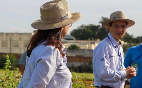 Engenheiro agrônomo Ronaldo Hojo, no Dia de Campo que marcou os eventos