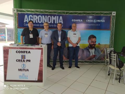 Diretor da Fundação para o Desenvolvimento Sustentável, Científico e Tecnológico de Toledo - Funtec, Renato Tratch. presidente da AEA-Toledo, Leodacir Zuffo; prefeito de Toledo, Luís Adalberto, e vereador da cidade, Leoclides Bisognin