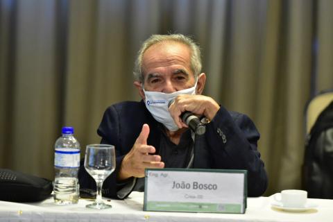 Ex-conselheiro federal João Bosco Andrade é favorável à atuação dos engenheiros agrônomos no uso do equipamento