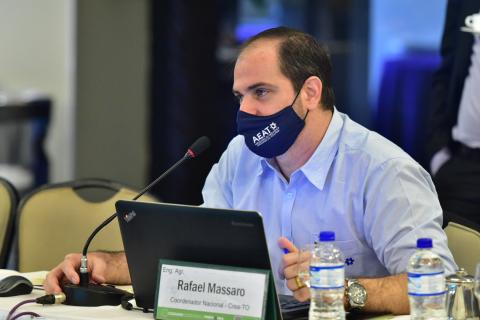 Coordenador da CCEAGRO, Rafael Massaro, sugeriu alguns encaminhamentos a partir das manifestações do palestrante