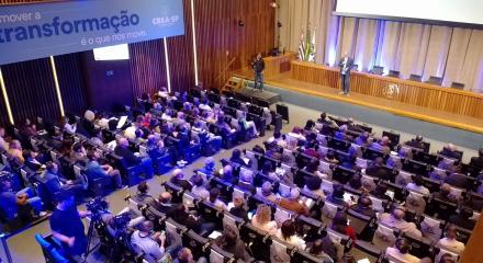 Apresentação do especialista canadense Jay Familglietti