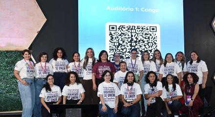 soea_painel_mulher_IA