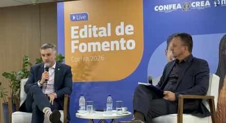 Presidente Vinicius Marchese e gerente de Relacionamento com as Entidades, Renato Lisboa: metas voltadas para os municípios integram o novo edital de Fomento do Confea