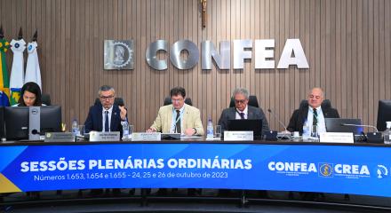 CEF e mesa diretiva dos trabalhos da plenária