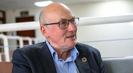 Richard Thompson: problema da poluição plástica precisa ser tratado de forma interdisciplinar e contando com a responsabilidade de todos os setores econômicos