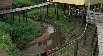 Problemas como saneamento básico, eletrificação, condições habitacionais e outros fornecem diretrizes para a atuação das áreas tecnológicas