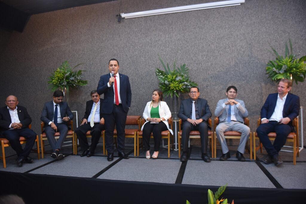 ZZZAssessor da presidência do Confea, representando o Conselho, eng. civ. Samuel Ribeiro, eng. civ.l Dominique de Oliveira; presidente do Crea-PI, eng. ar. Ulisses Filho; conselheiro federal eng. agr. Francisco Lira e diretor-geral da Mútua-PI, eng. civ. Manoel Coelho, entre outras autoridades