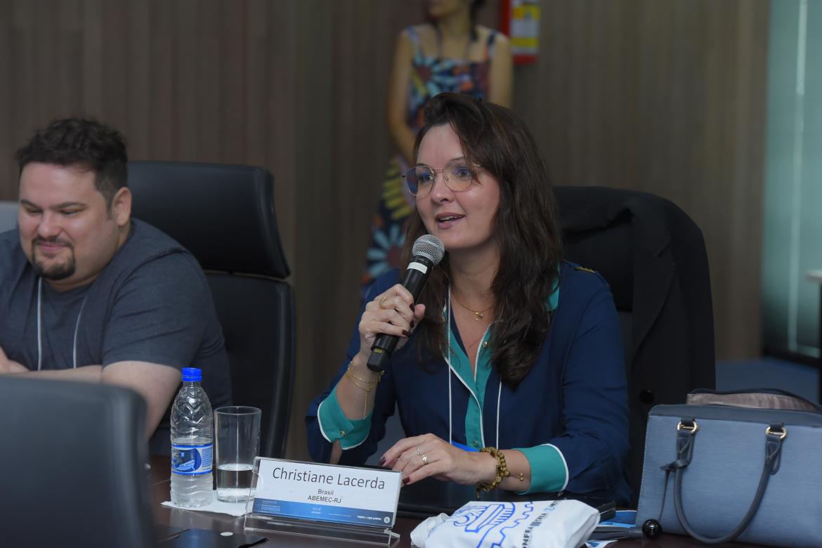 Engenheira química Christiane Lacerda representou o Programa Mulher