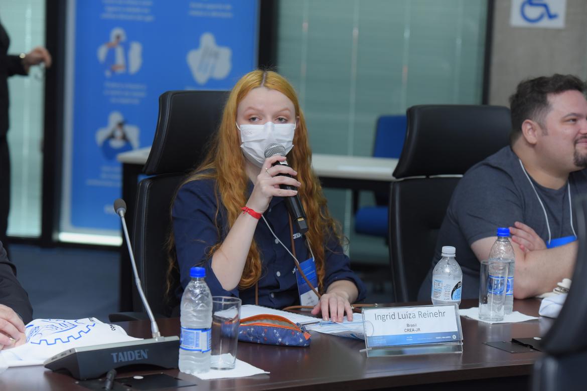 Coordenadora do Crea-JR Santa Catarina, eng. quim. Ingrid Reinehr