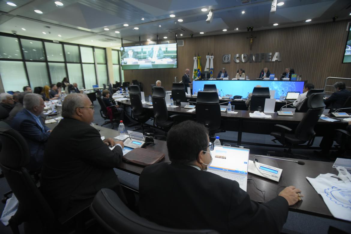 Representantes de diversos países das Américas participam da reunião intermediária da Copimera até a próxima sexta-feira, no plenário do Confea