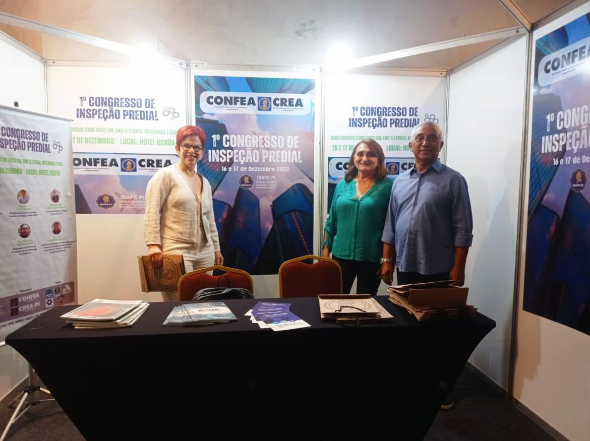 Responsável pela palestra magna e minicurso, eng. civ. Flávia Zoéga; presidente do Ibape-PI, eng. civ. Mércia Teixeira, e diretor financeiro do Ibape-PI, João de Deus Sousa