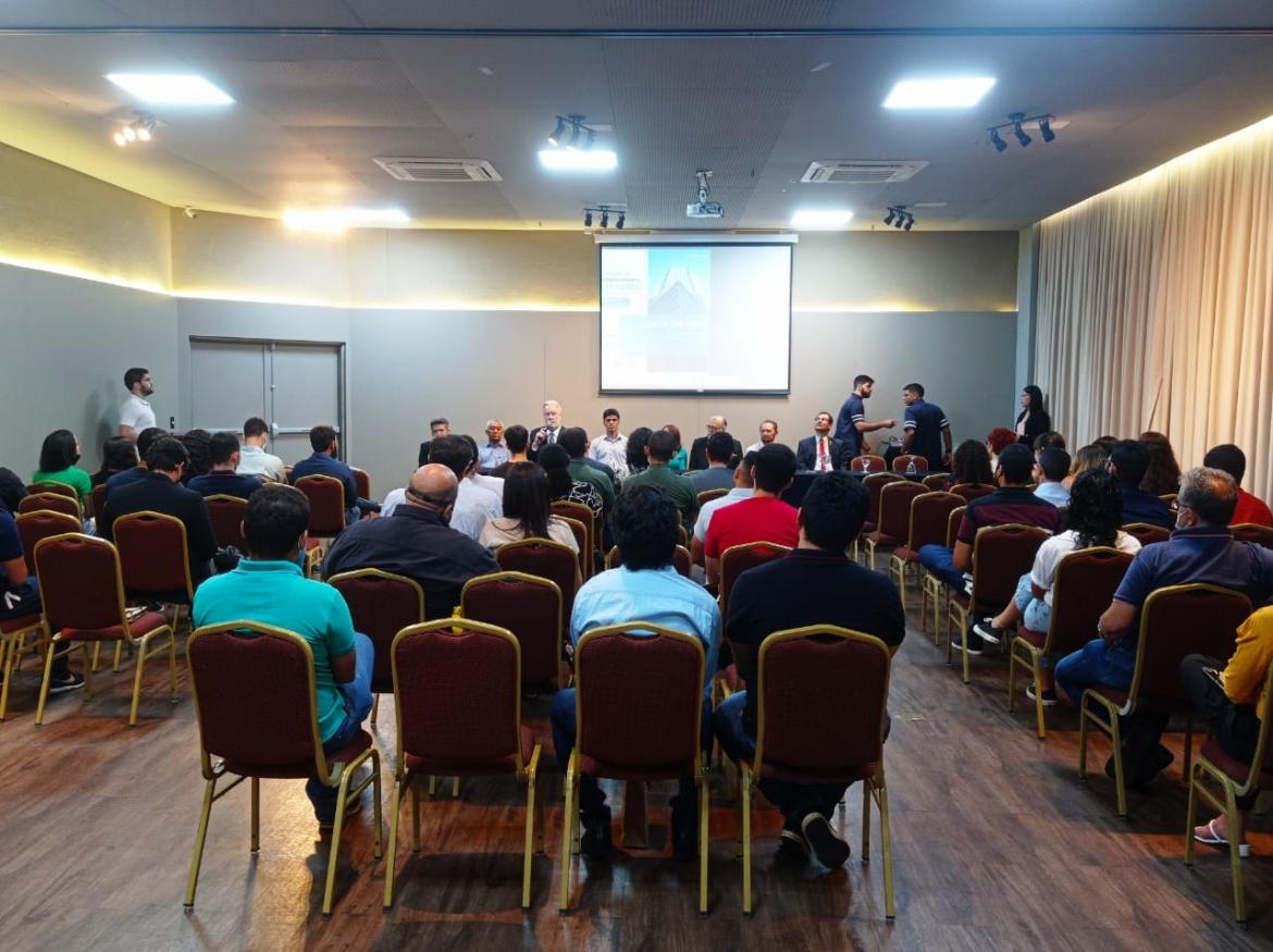 Mesa de abertura do 1º Congresso de Inspeção Predial, promovido pelo Ibape-PI em Teresina