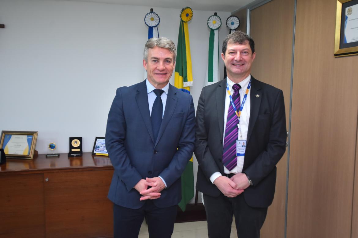 Presidente da Assembleia Legislativa do Rio Grande do Sul, Vilmar Zanchin, e vice-presidente do Confea, eng. eletric. Evânio Nicoleit, reunidos no Confea