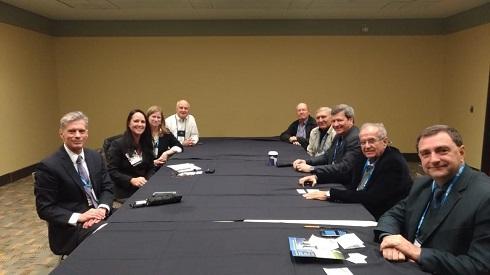 Conselheiros federais Francisco Soares da Silva, Laércio Aires dos Santos, Evandro Santos, e João Bosco de Andrade e o então coordenador nacional das câmaras de Agronomia, Kleber Santos, em reunião com a ASA no ano de 2018