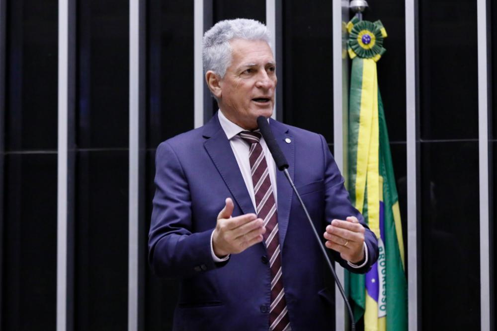 Presidente da Frente Parlamentar de Apoio aos Conselhos Profissionais, deputado federal Rogério Correia (PT-MG)