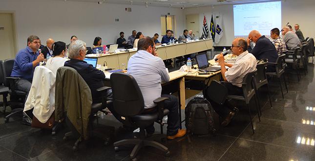 coordenadoria de geologia reunida em SP