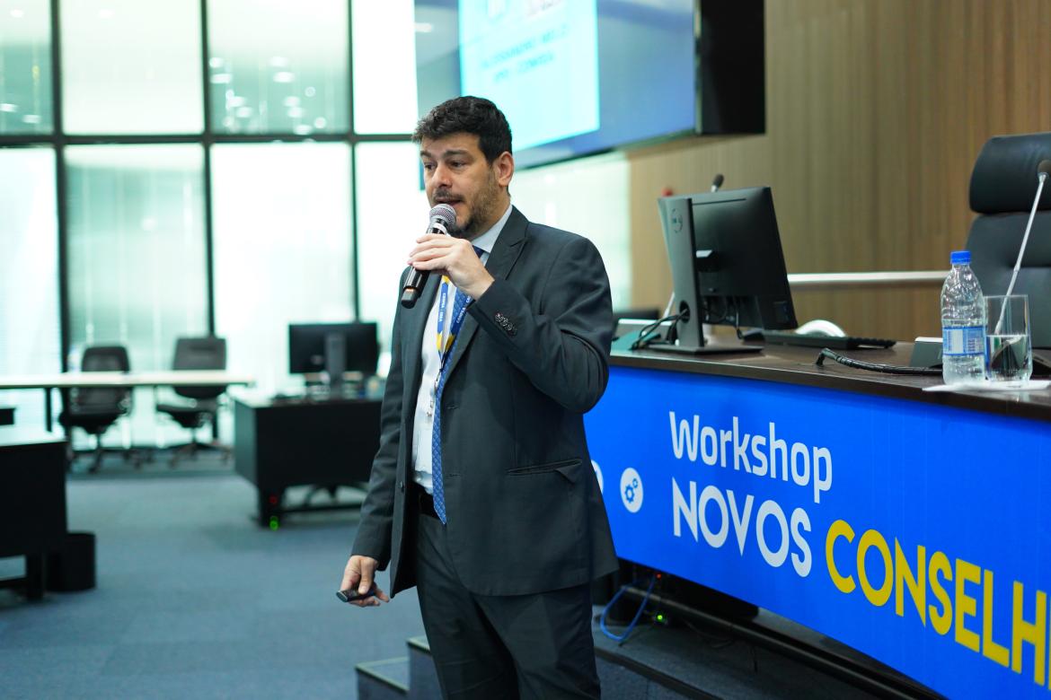 Encarregado de dados do Confea, Alessandro Melo