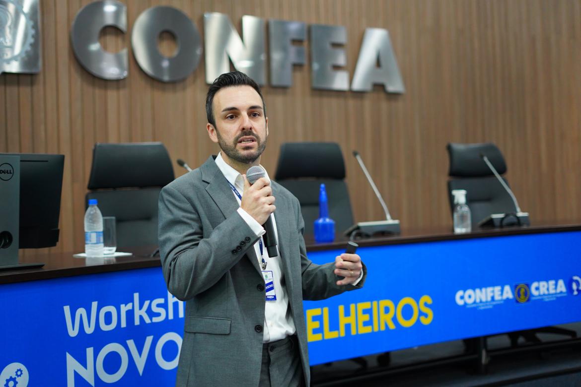Gerente da Controladoria do Confea, Marcus Ferron