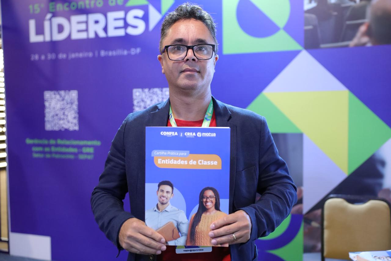 Tarcísio Sales, um dos exemplos da versatilidade dos funcionários do Confea, presente ao Encontro de Líderes